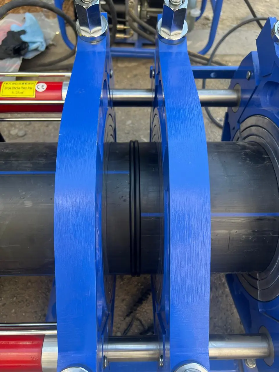 HDPE pipe clamped for welding